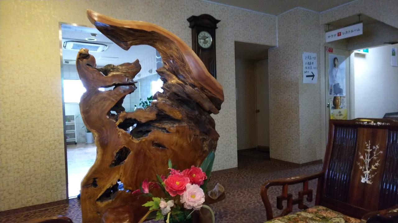 Capsule Hotel Panse Kitakyushu Bagian luar foto